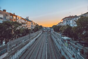 gün batar yollar bitmez 